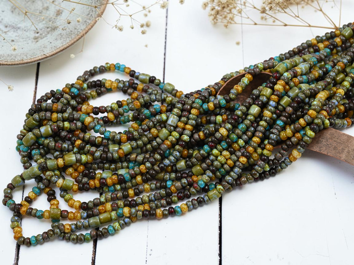 6/0 Aged Caribbean Picasso Tube Mix Seed Beads (20" Strand)