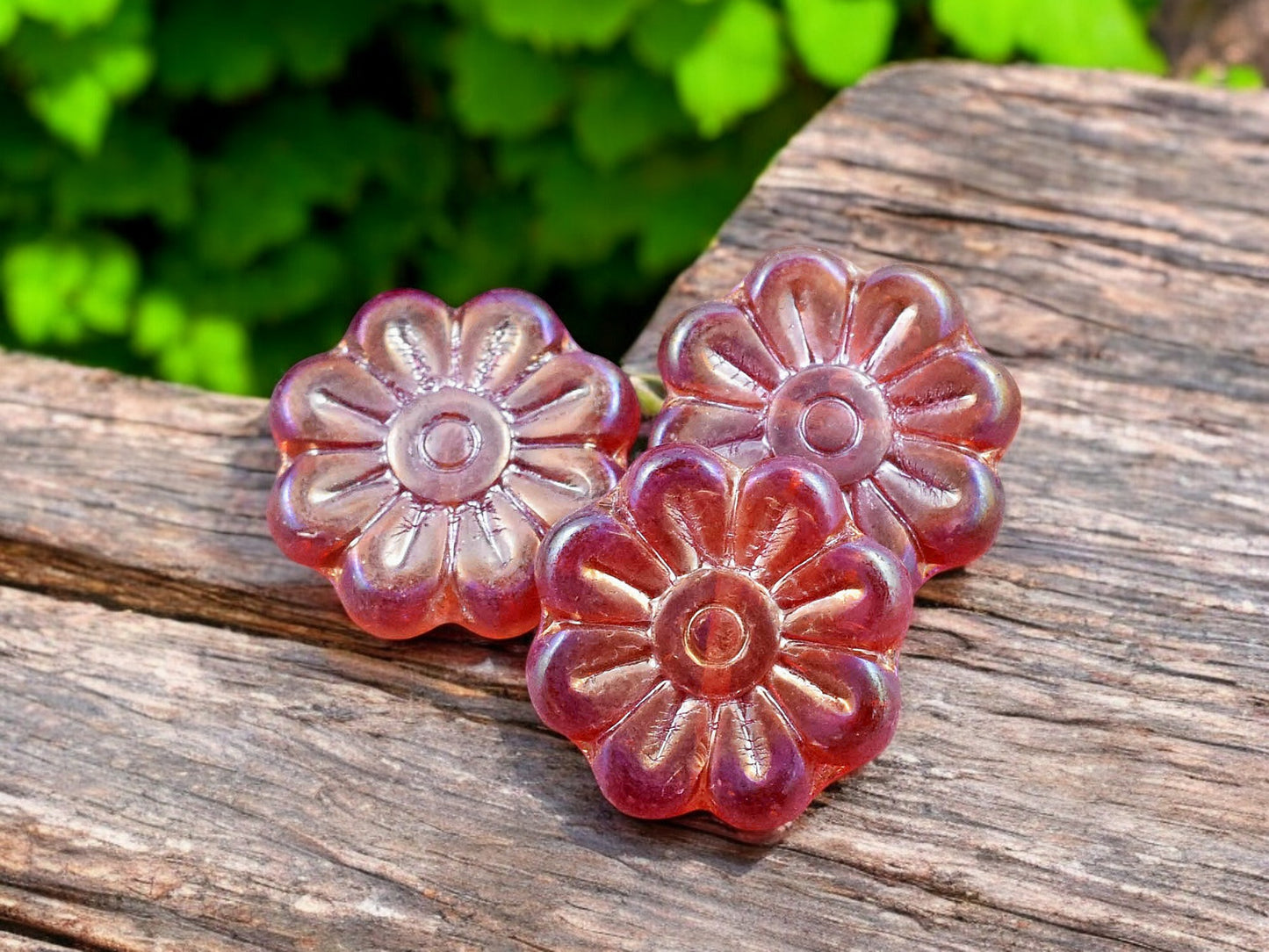 *6* 18mm Ruby Red Luster AB Daisy Flower Beads
