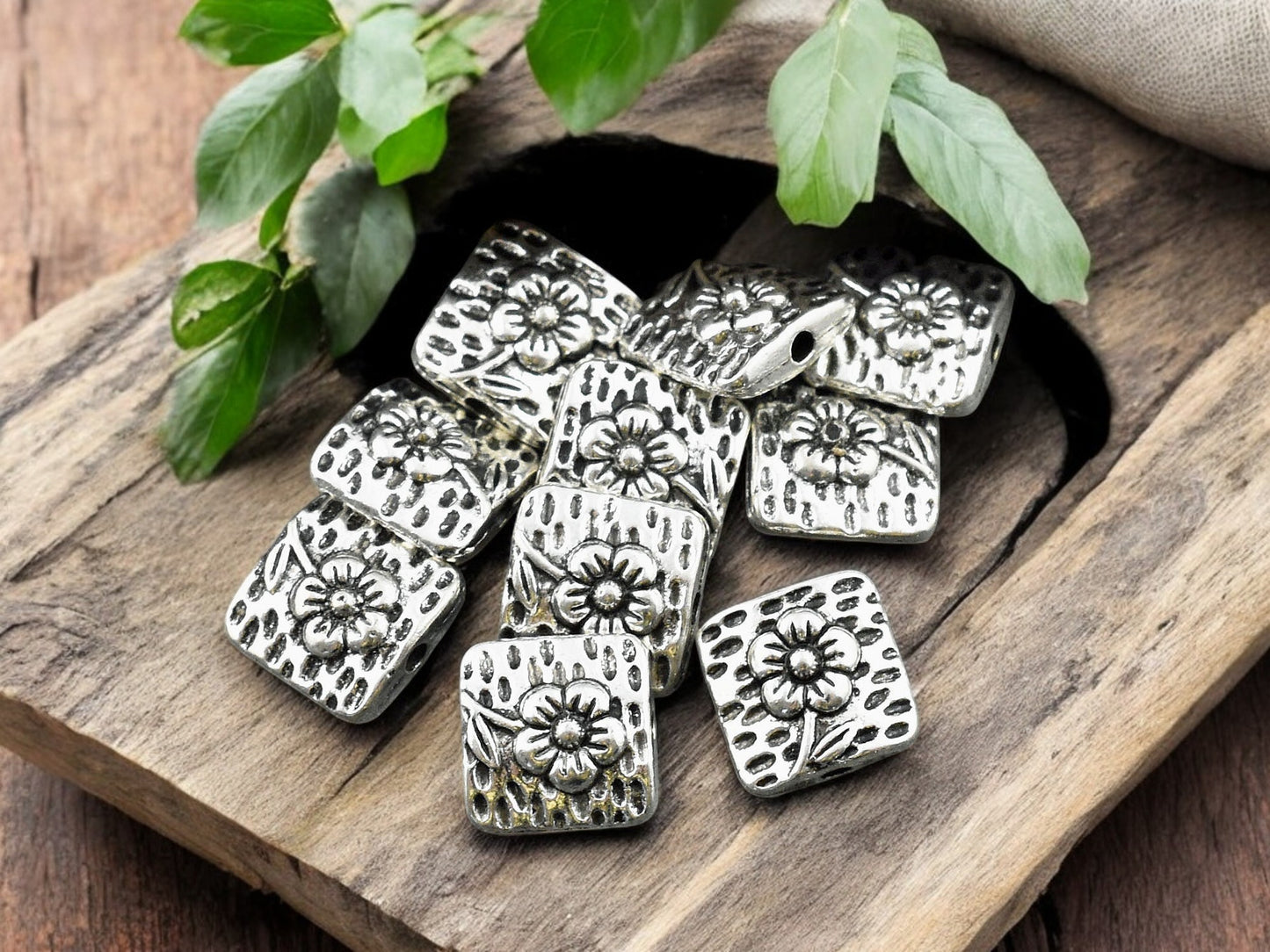 *50* 10mm Antique Silver Flower Design Beveled Square Beads
