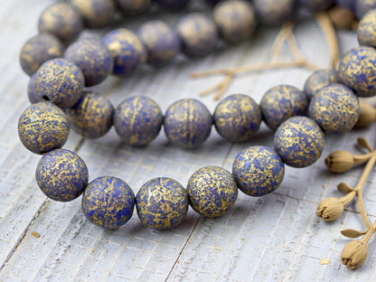 *20* 8mm Gold Washed Etched Indigo Round Druk Beads