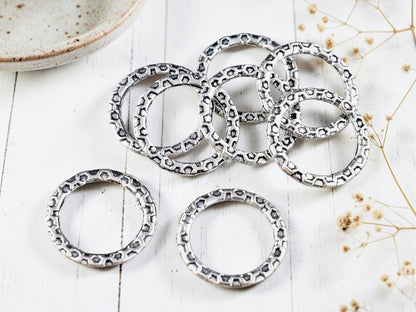 *20* 18mm Antique Silver Textured Closed Rings
