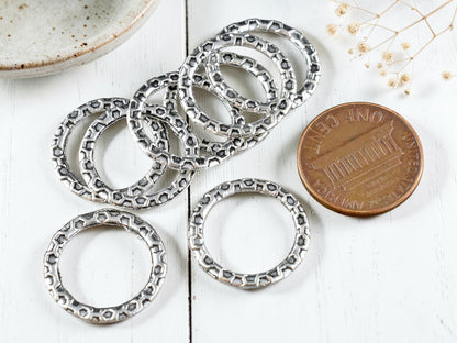 *20* 18mm Antique Silver Textured Closed Rings