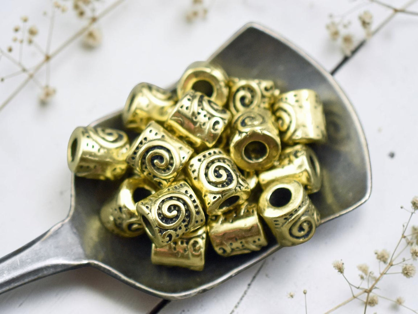 *50* 7x6mm Antique Gold Spiral Design Barrel Beads