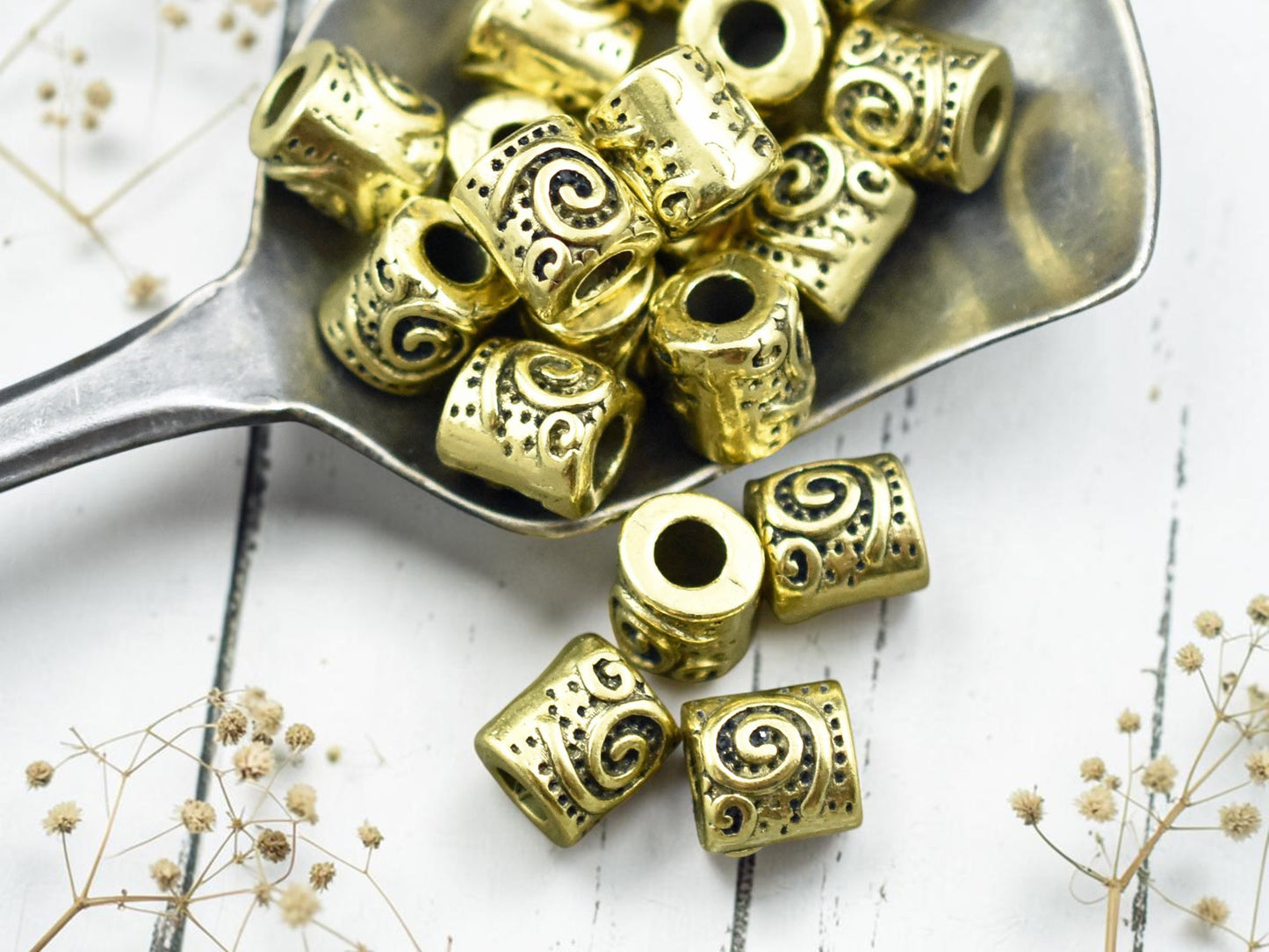 *50* 7x6mm Antique Gold Spiral Design Barrel Beads