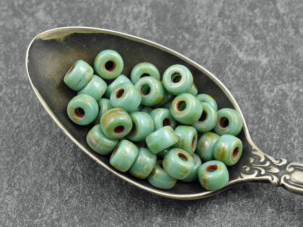 20g Green Turquoise Travertine 2/0 Matubo Beads