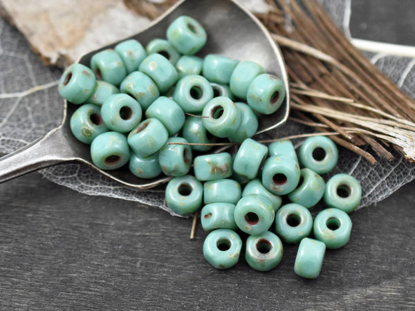 10g 3 Cut Green Turquoise Travertine 2/0 Matubo Beads