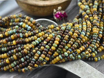7/0 Aged Caribbean Blue Picasso Czech Glass Seed Bead Mix (21" Strand)