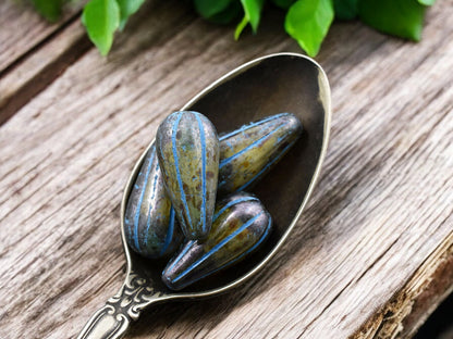 *6* 22x11mm Turquoise Washed Bottle Green Picasso Melon Drop Beads