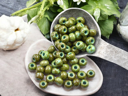 50G Opaque Turquoise Picasso Czech 32/0 Seed Beads