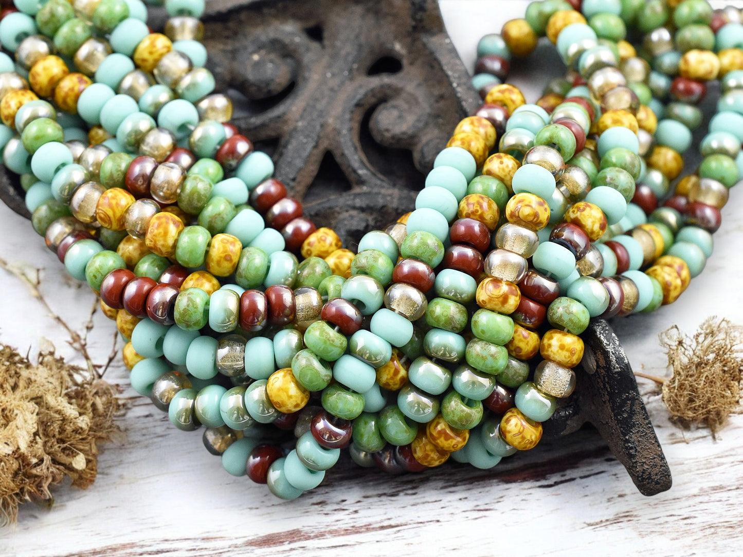 2/0 Aged Adelle Picasso Mix Seed Beads (21" Strand)