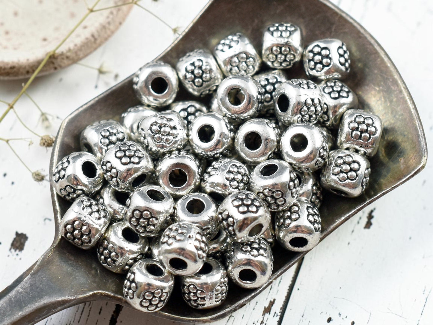 *250* 4mm Antique Silver Barrel Spacer Beads