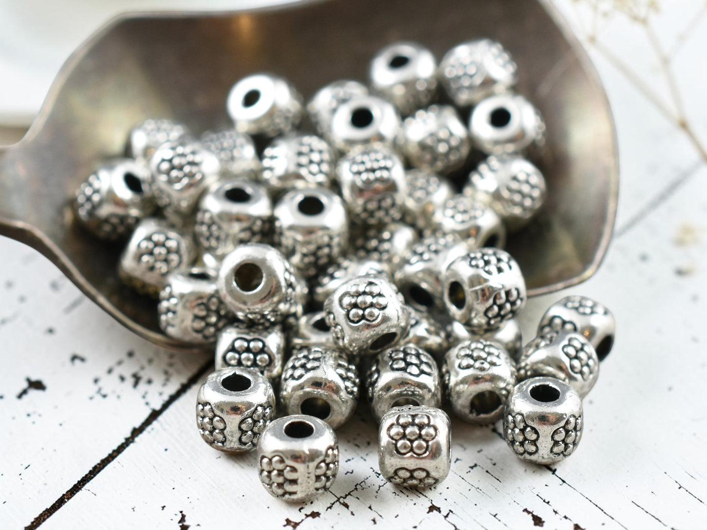 *250* 4mm Antique Silver Barrel Spacer Beads