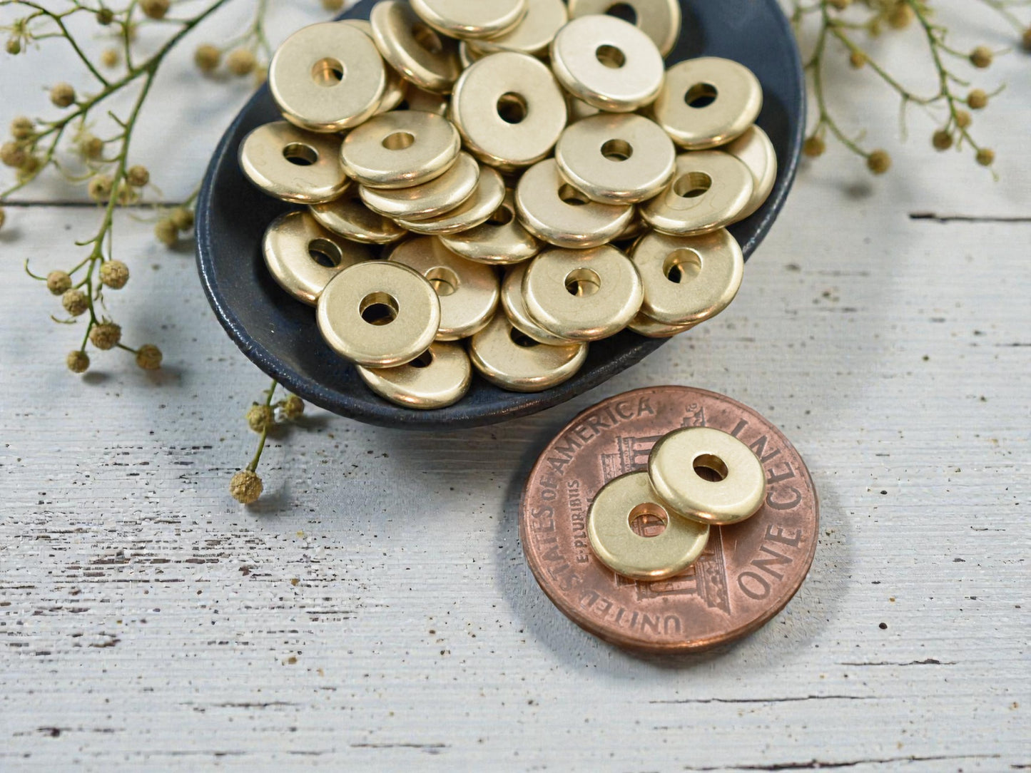 *100* 8x1mm Brass Washer Spacer Beads
