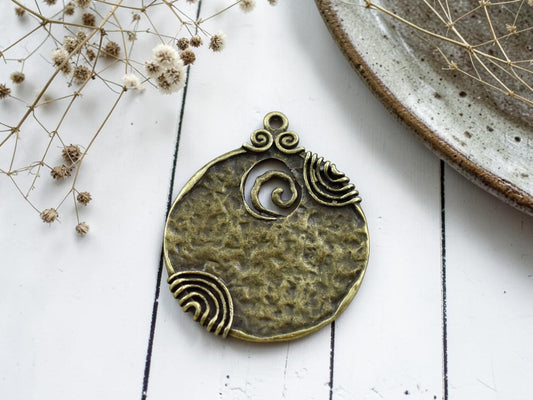 52x45mm Antique Bronze Medallion Pendant - Qty 5