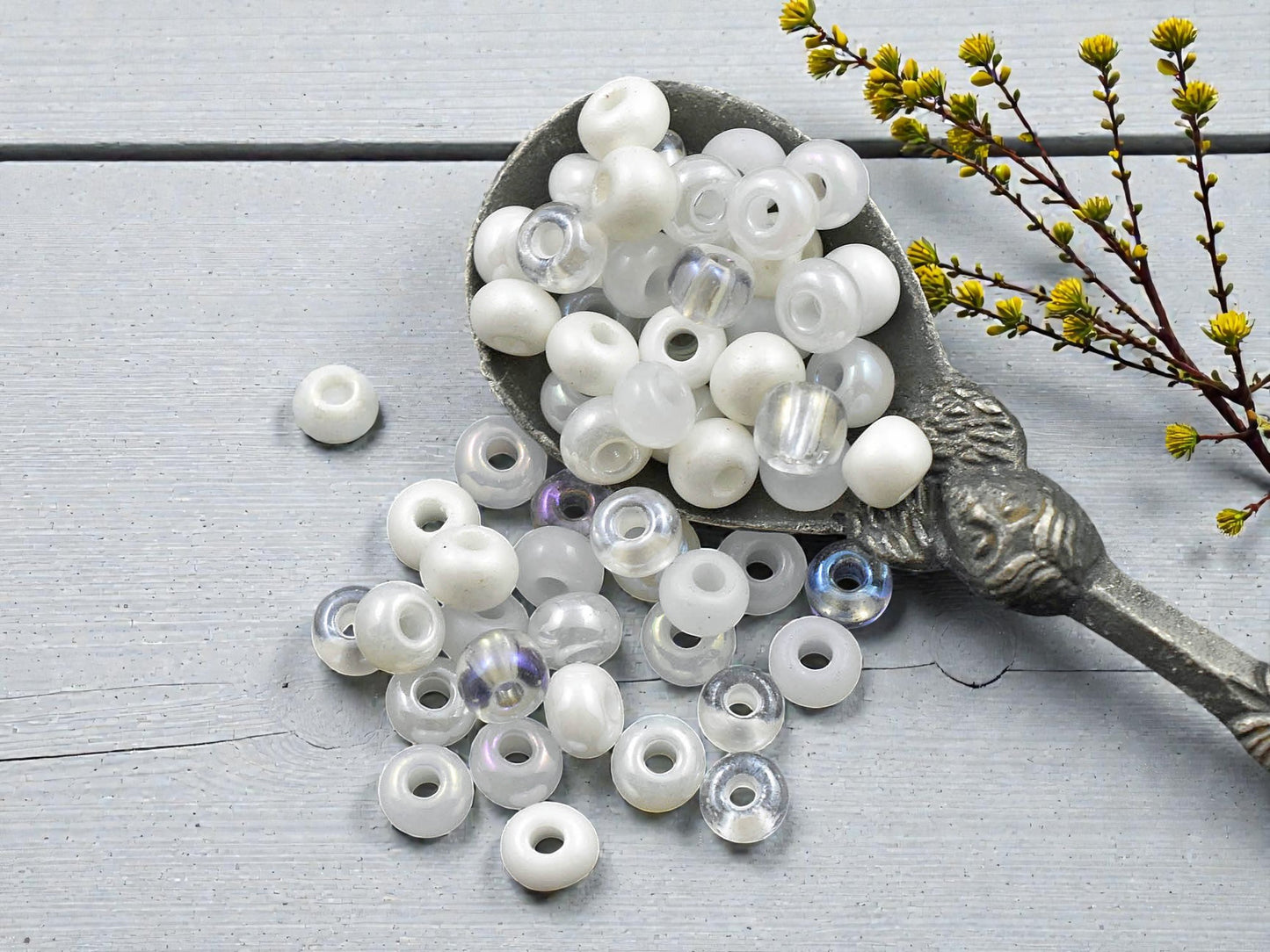 50G Multi White Pearl Czech 2/0 Seed Beads