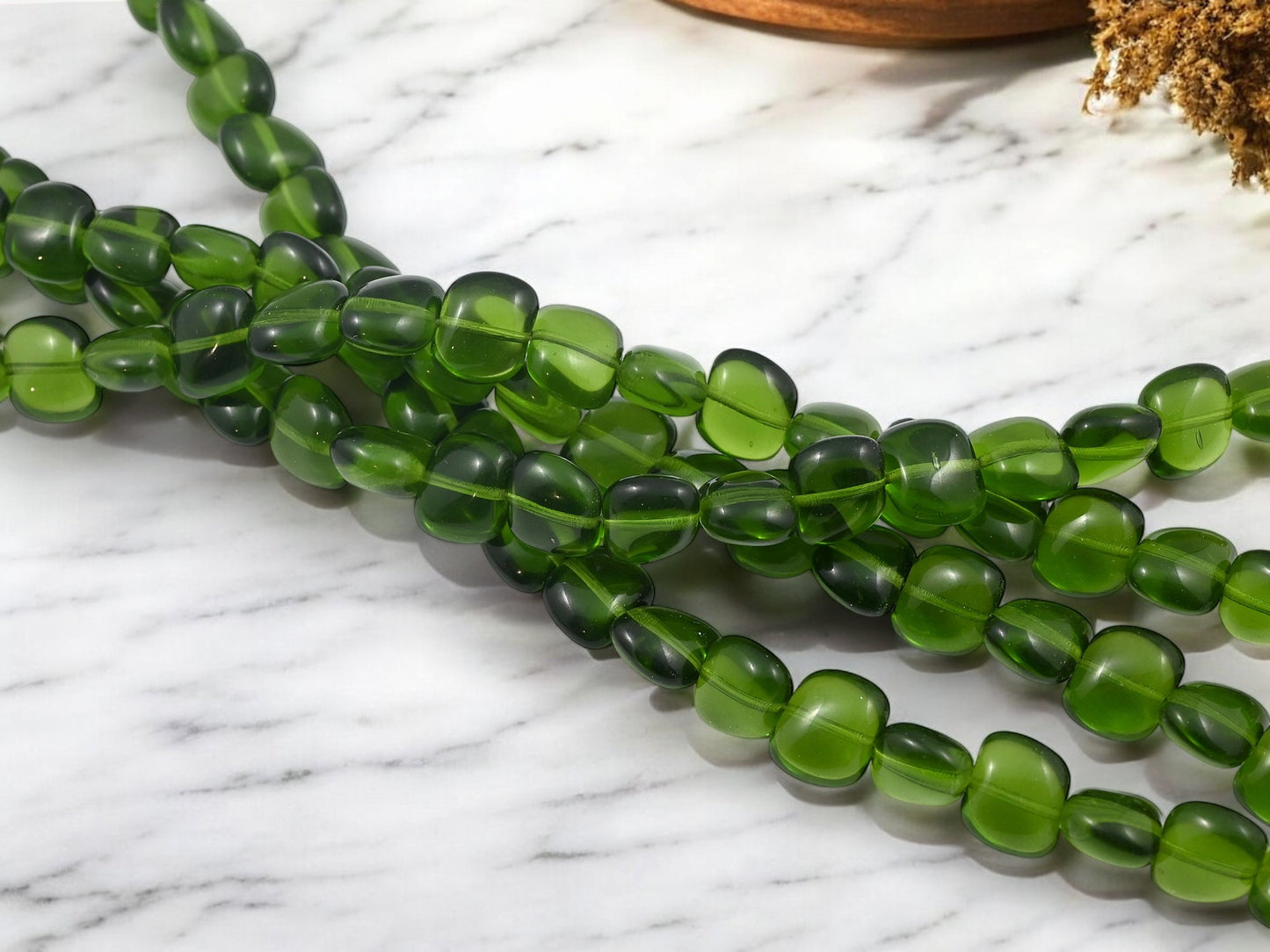 *20* 10x12mm Translucent Deep Olivine Oval Pillow Beads
