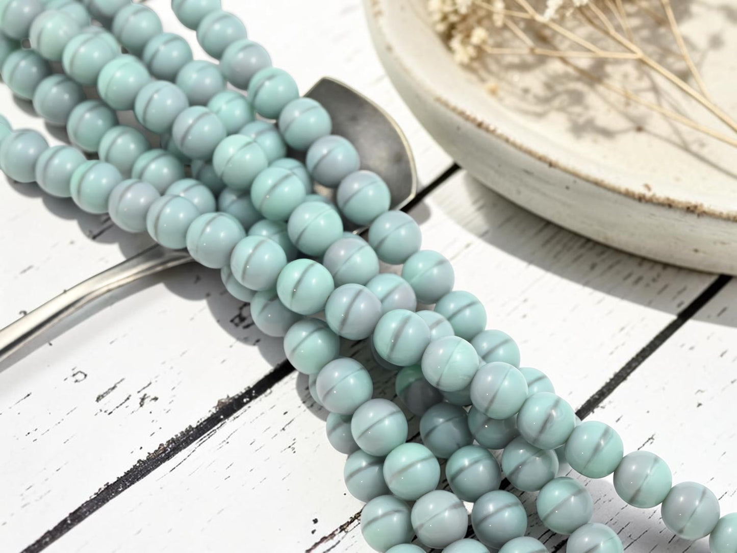 *18* 8mm Gray Mint Round Druk Beads
