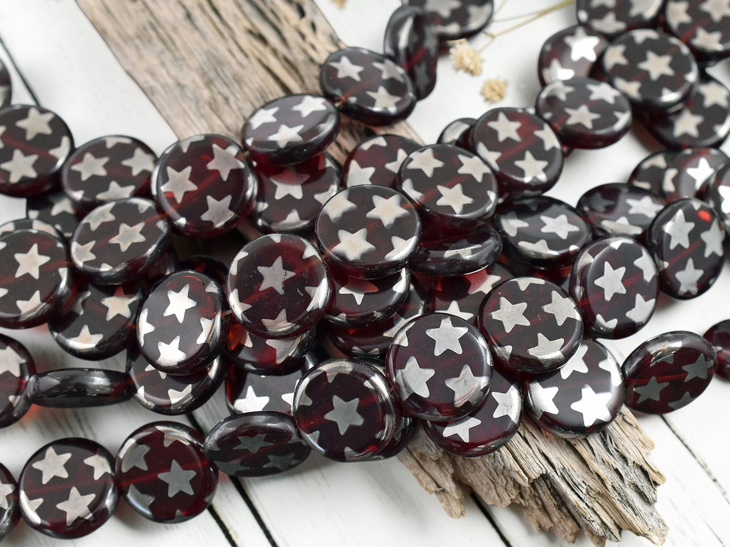 *15* 14mm Translucent Ruby Red Star Coin Beads