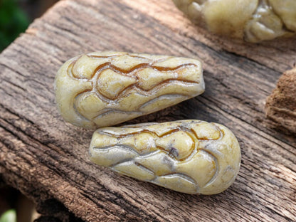 *6* 25x12mm Champagne Alabster Mermaid Scale Large Drop Beads