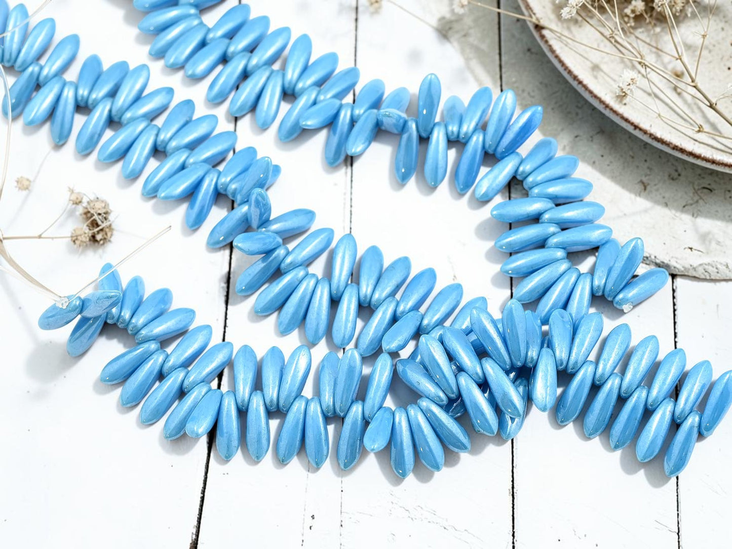 *50* 3x11mm Opaque Blue Luster Dagger Beads