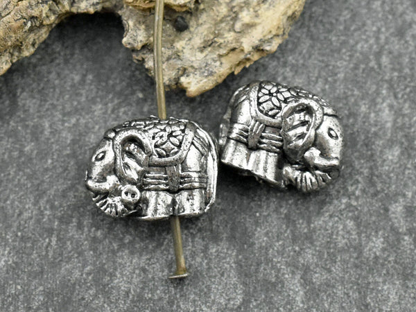 *10* 10x11x8mm Antique Silver Elephant Beads