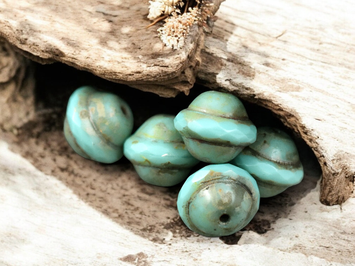 *15* 9x11mm Opaque Turquoise Picasso Saturn Beads