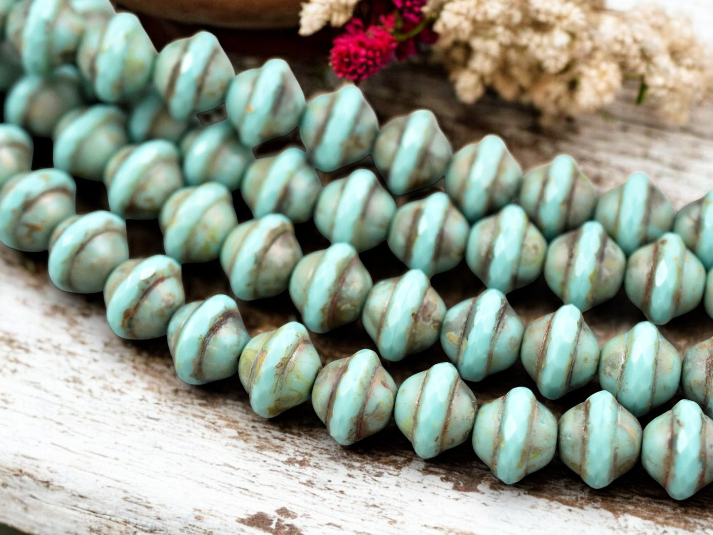 *15* 9x11mm Opaque Turquoise Picasso Saturn Beads