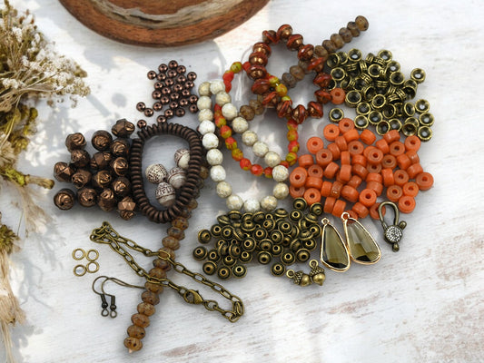 October 2025 Subscription Box -- Harvest Hues