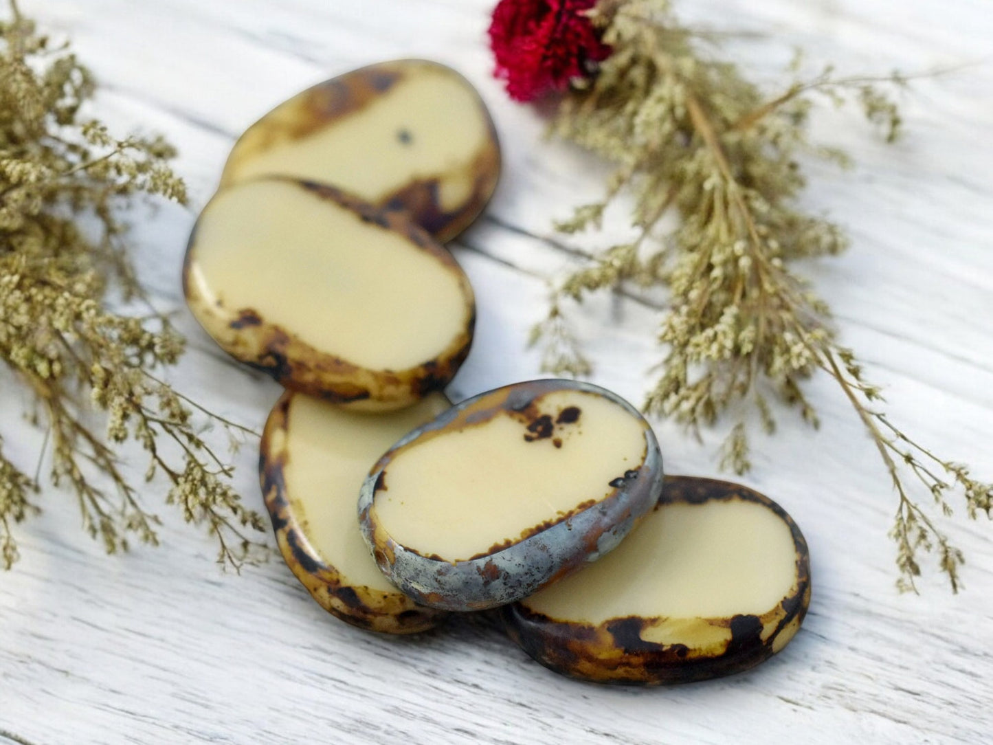 14x19mm Beige Picasso Table Cut Oval Beads