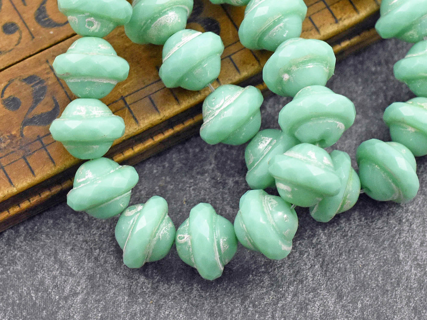 Czech Glass Beads - Picasso Beads - Saturn Beads - Saucer Beads - 8x10mm - 15pcs (961)
