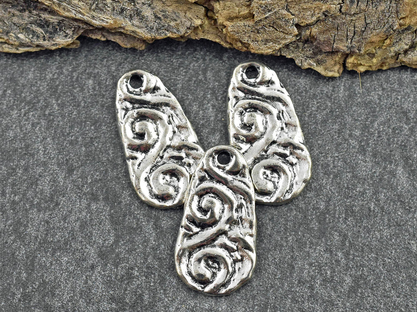 *20* 20x11mm Antique Silver Maya Spiral Charms