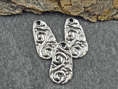*20* 20x11mm Antique Silver Maya Spiral Charms