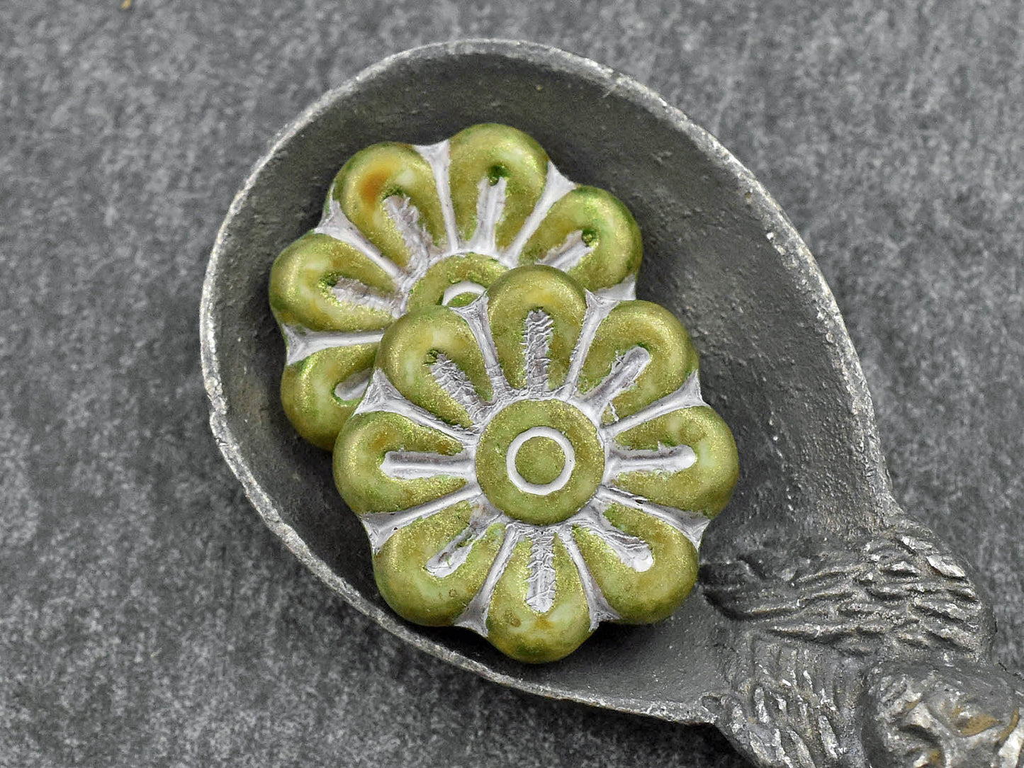 Flower Beads - Czech Glass Beads - Focal Beads - Czech Glass Flowers - Picasso Beads - Daisy Beads - 18mm - 6pcs - (2909)