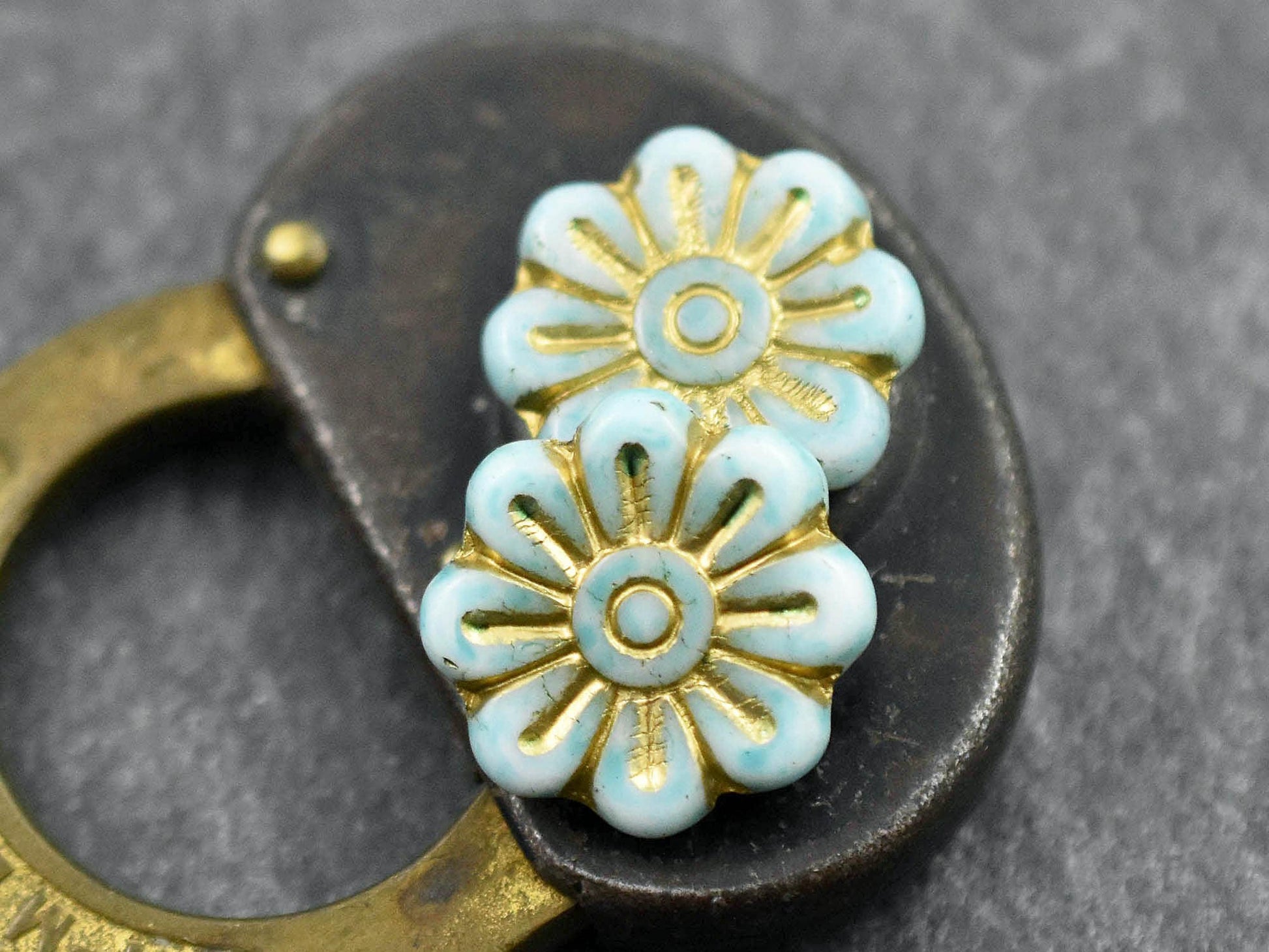 Flower Beads - Czech Glass Beads - Focal Beads - Czech Glass Flowers - Daisy Beads - 18mm - 6pcs - (4194)