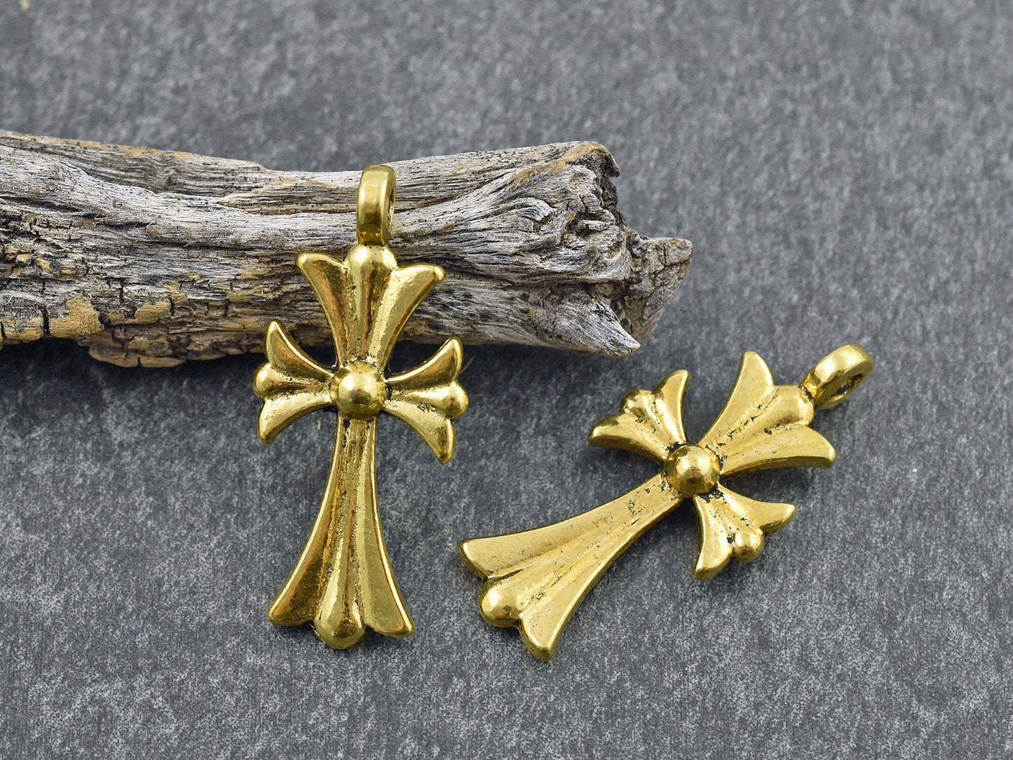 *10* 33x15mm Gold Cross Pendants