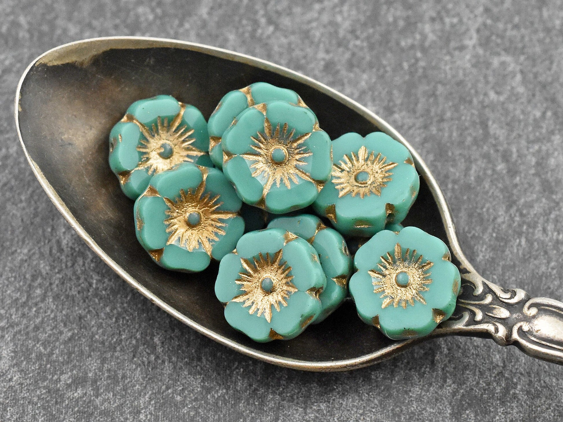 Flower Beads - Czech Glass Beads - Hawaiian Flowers - Czech Glass Flowers - 12mm - 12pcs - (B912)