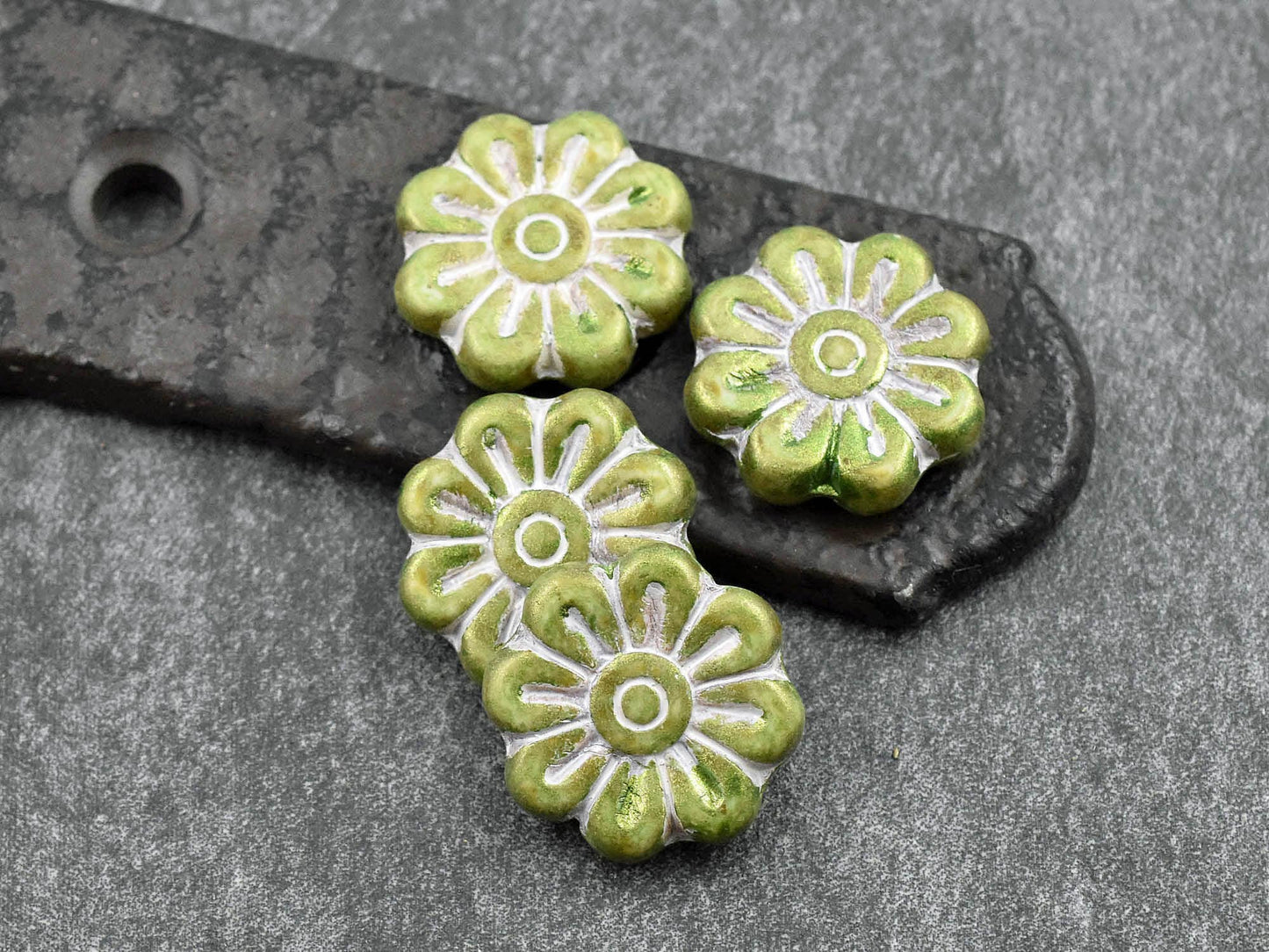 Flower Beads - Czech Glass Beads - Focal Beads - Czech Glass Flowers - Picasso Beads - Daisy Beads - 18mm - 6pcs - (2909)