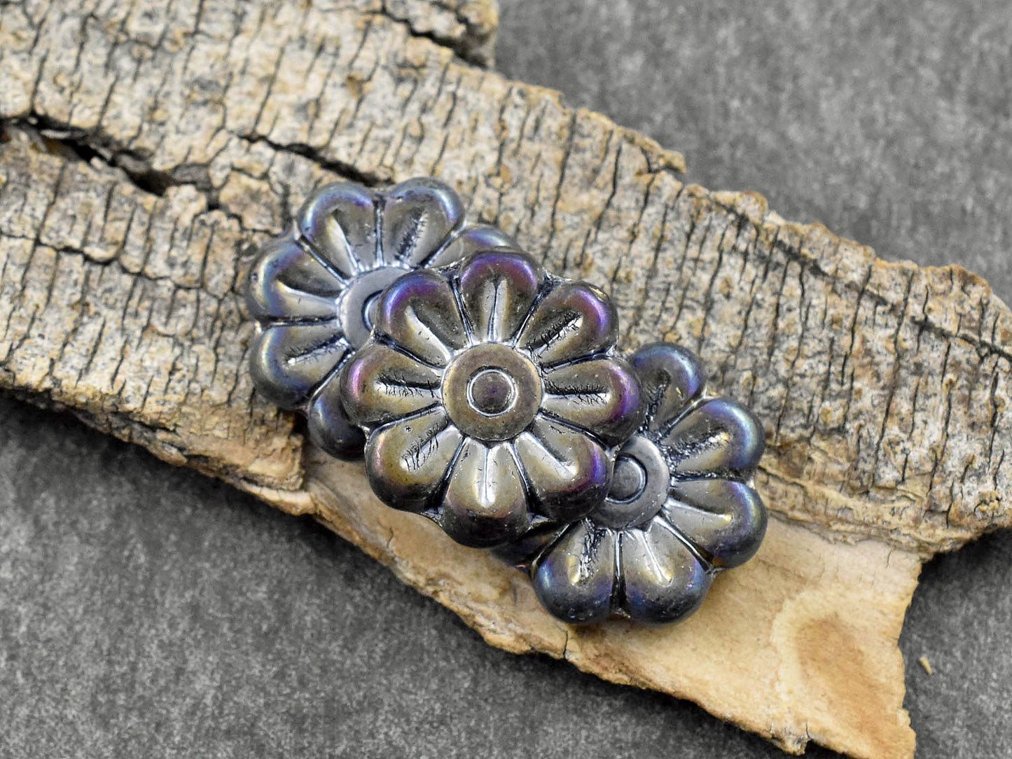 Czech Glass Beads - Flower Beads - Focal Beads - Czech Glass Flowers - Daisy Beads - 18mm - 6pcs - (A60)