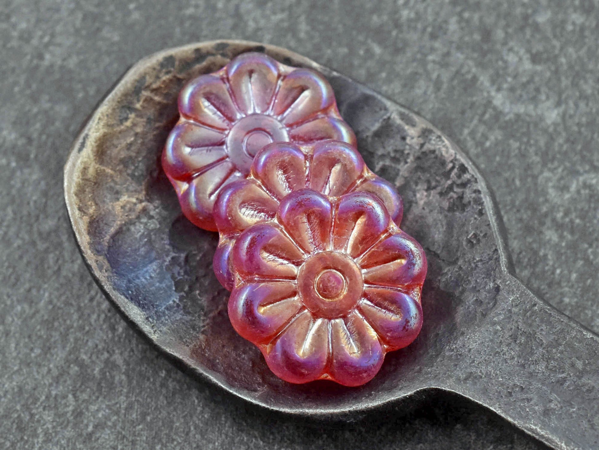 Flower Beads - Czech Glass Beads - Focal Beads - Czech Glass Flowers - Daisy Beads - 18mm - 6pcs - (6163)