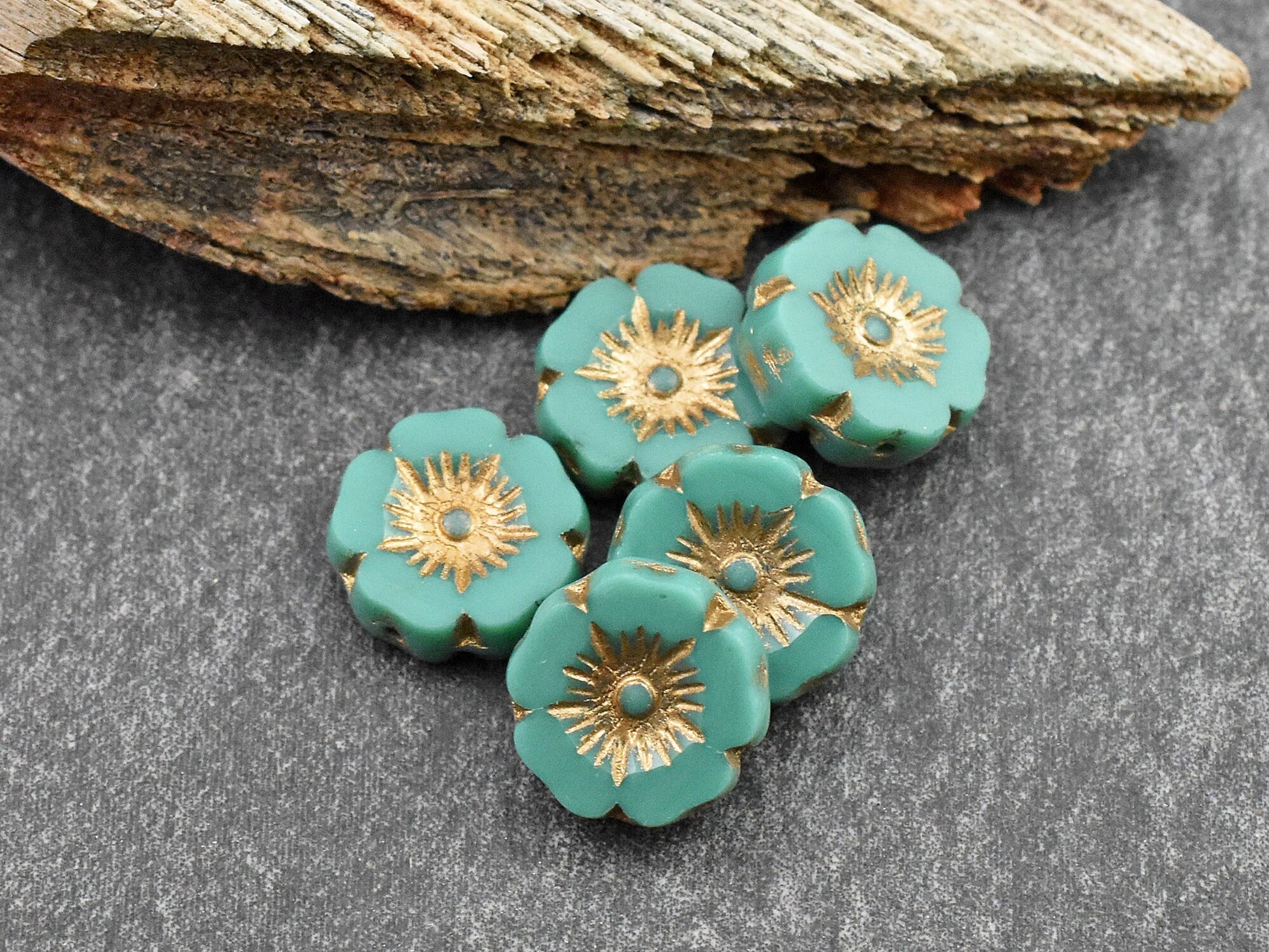 Flower Beads - Czech Glass Beads - Hawaiian Flowers - Czech Glass Flowers - 12mm - 12pcs - (B912)
