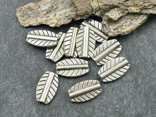 Metal Beads - Silver Beads - Antique Silver - Pewter Beads - Leaf Beads - Silver Metal Beads - 10pcs - 16x10mm - (B852)