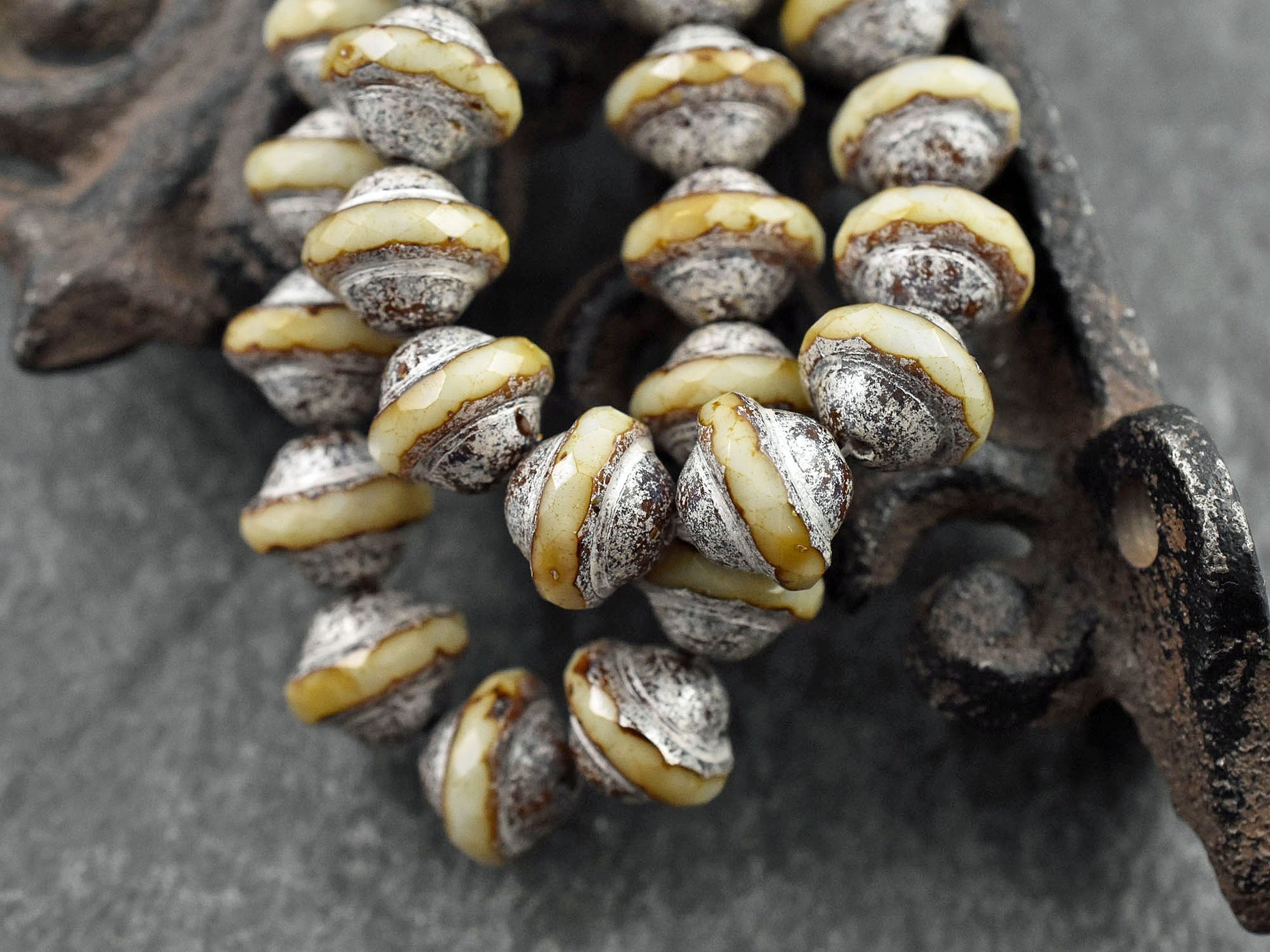 Picasso Beads - Czech Glass Beads - Saturn Beads - Saucer Beads - 10x8mm - 15pcs - (1163)