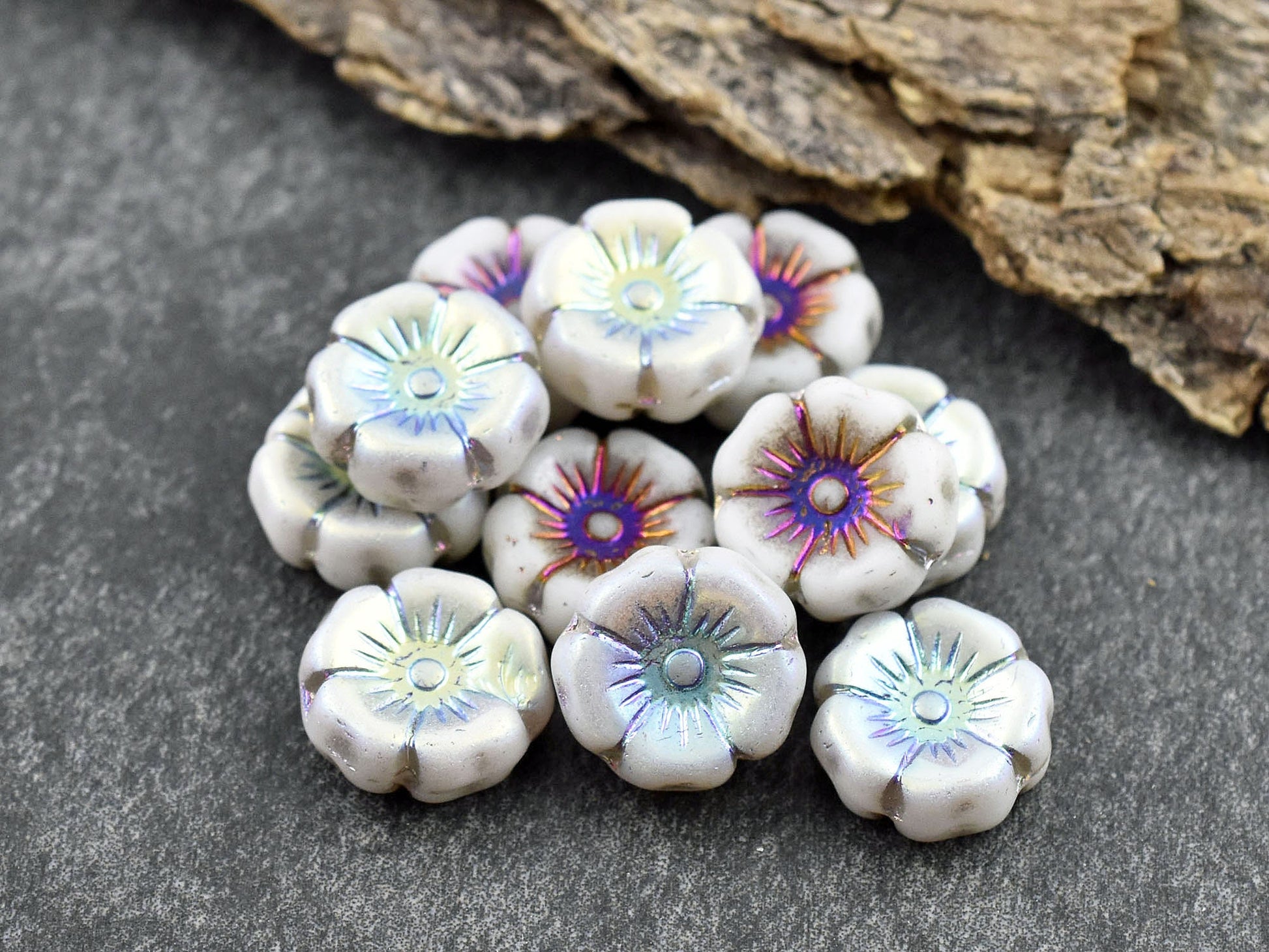 Picasso Beads - Czech Glass Beads - Flower Beads - Hawaiian Flowers - Czech Flowers - 12pcs - 12mm - (3925)