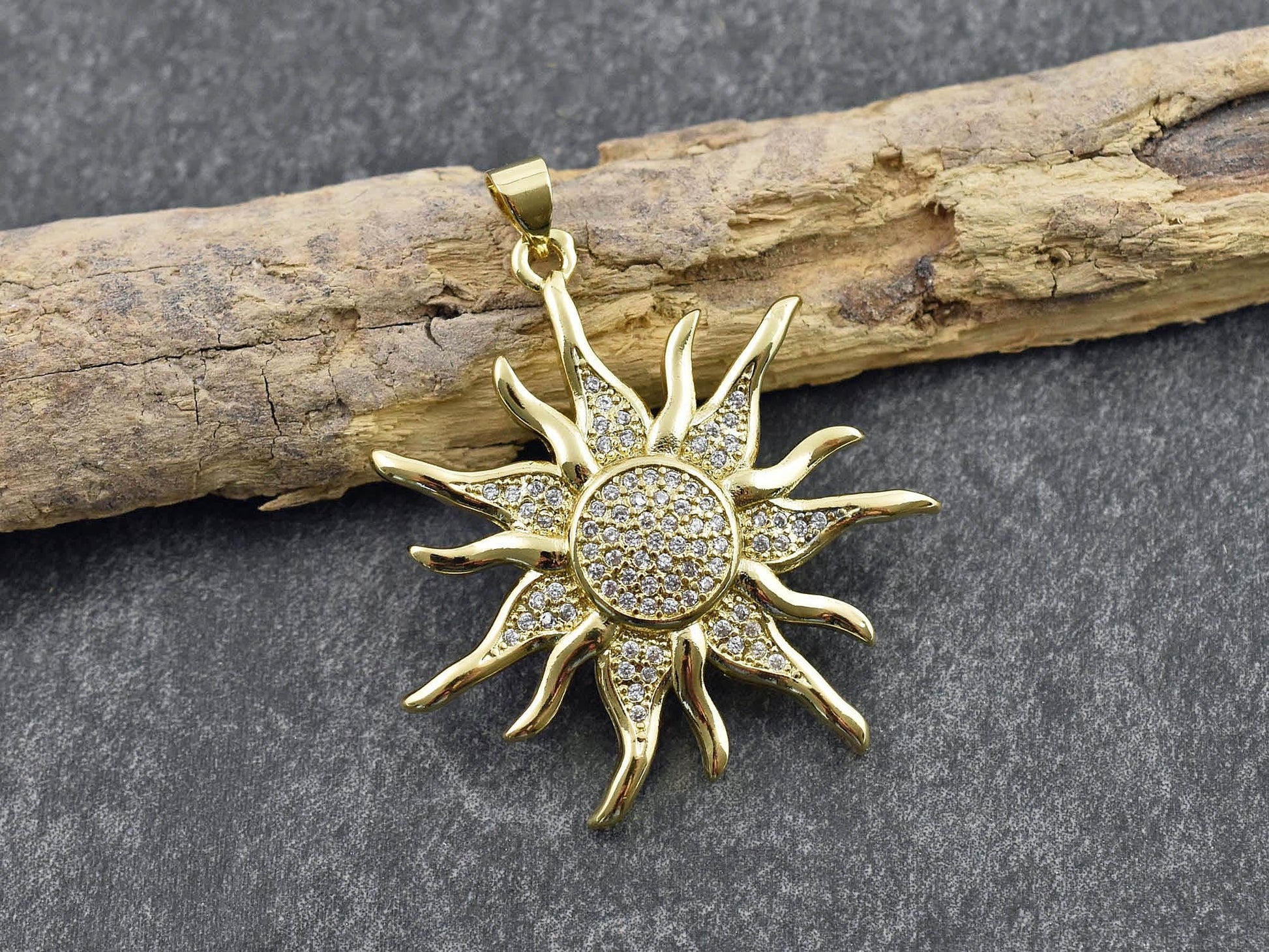 CZ Pendant - Rhinestone Pendant - Sunray Pendant - Metal Pendants - Micro Pave - 1pc - 36x34mm