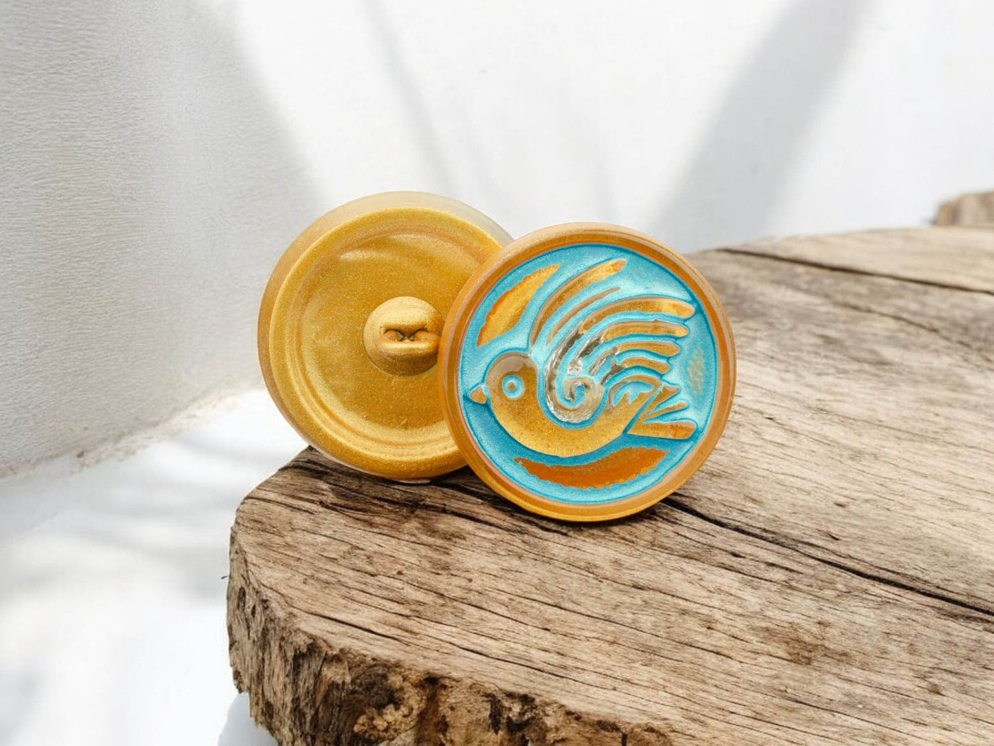 Bird Button - Czech Glass Buttons - Shank Buttons - Artisan Button - Handmade Button - 18mm - (1579) 1pcs