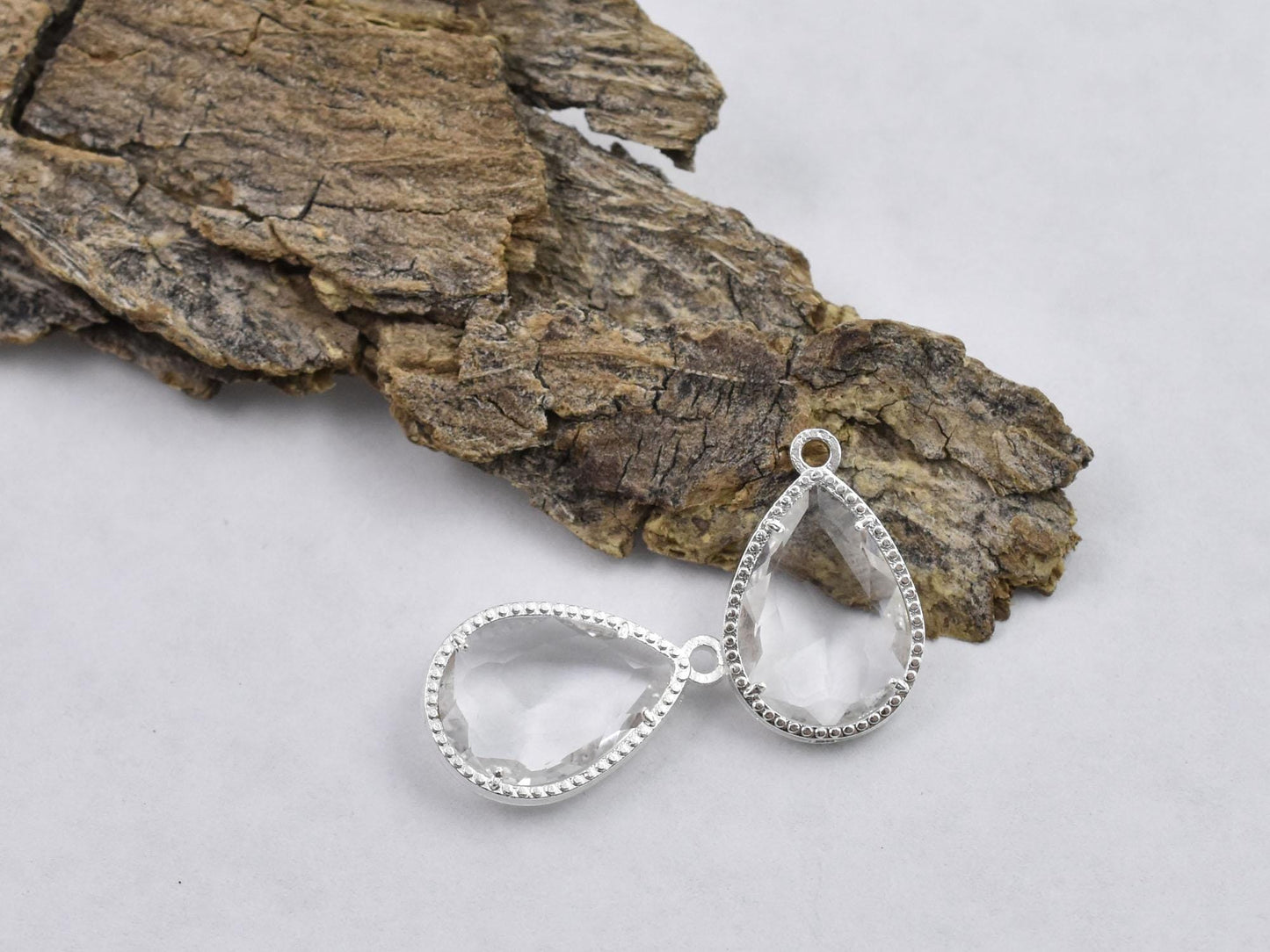 Glass Charms - Bezel Charm - Teardrop Charm - Silver Charms - 18x12mm - 5pcs - (5137)