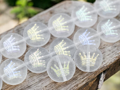 *4* 14mm Laser Etched Frosted Crystal Crown Coin Beads