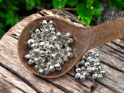 Metal Beads - Hawaiian Flower Bead - Flower Beads - Antique Silver - Silver Beads - Silver Spacers - Spacer Beads - 10mm - 50pcs - (A502)
