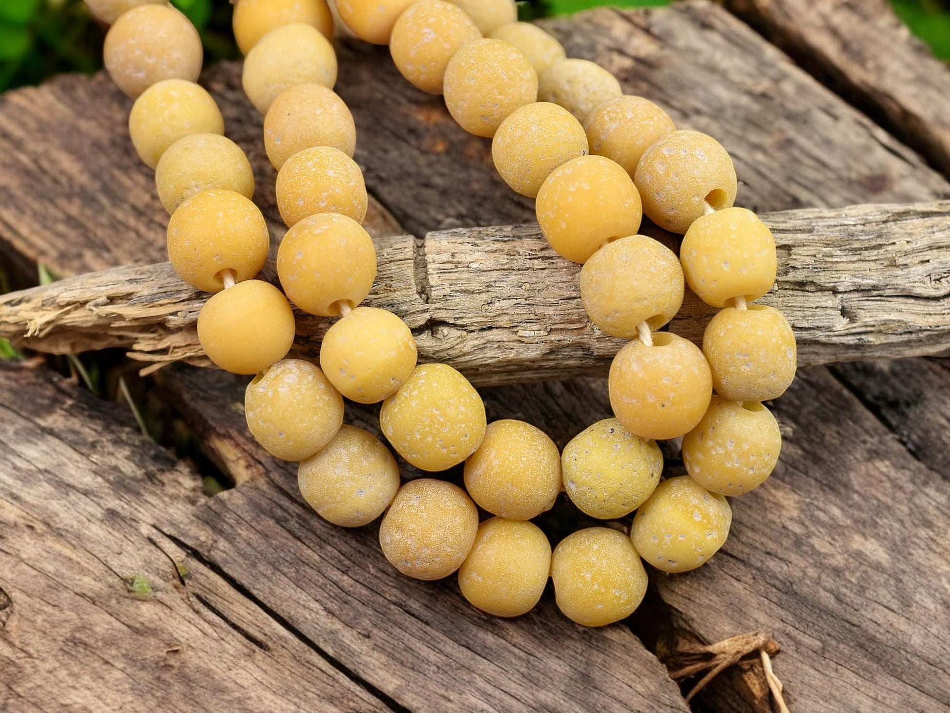 Indonesian Glass Beads - Pompeii Beads - Java Beads - Ethnic Beads - 24" Strand - (J03)