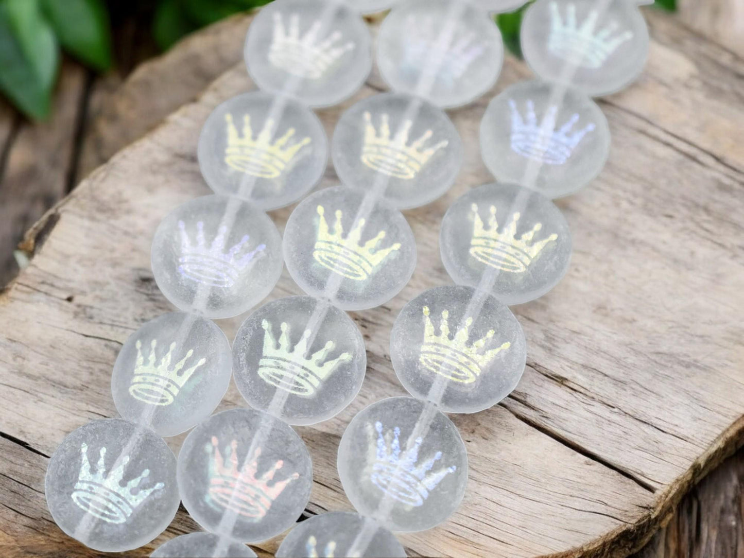 *4* 14mm Laser Etched Frosted Crystal Crown Coin Beads